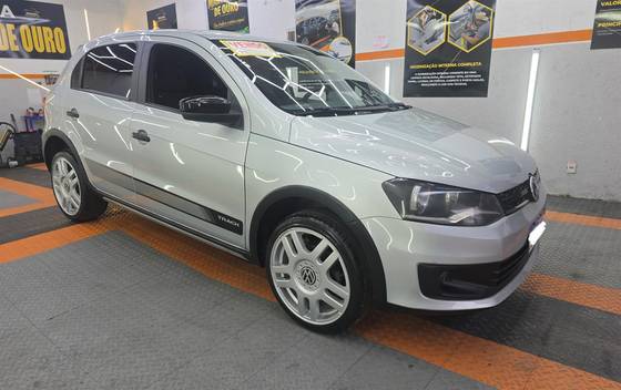 VOLKSWAGEN GOL 1.0 MI TRACK 8V FLEX 4P MANUAL VOLKSWAGEN GOL 1.0 MI TRACK 8V FLEX 4P MANUAL
